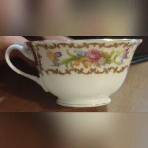 Japanese teacup VTG 1950's fine porcelain beautifully hand painted
